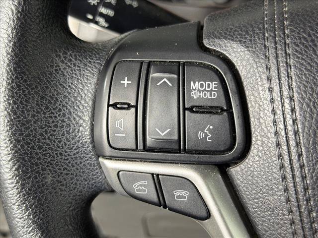 Used 2015 Toyota Sienna LE FWD image 22