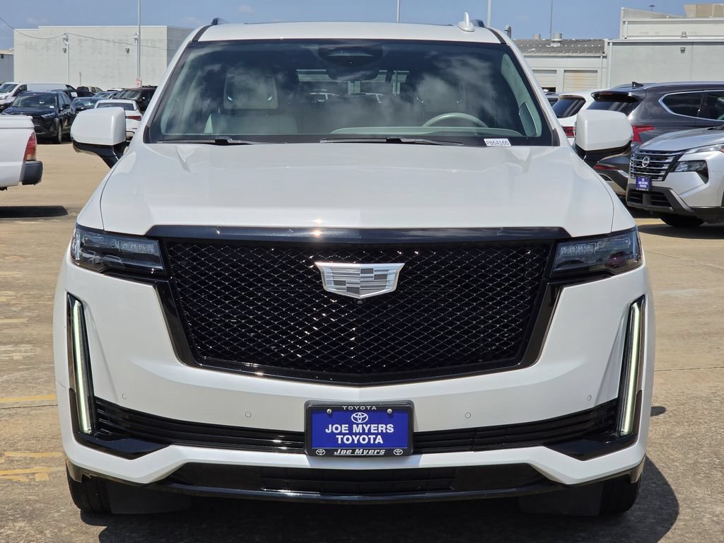 Used 2021 Cadillac Escalade ESV Sport Platinum w/ LPO, ONYX Package AWD/4WD image 3