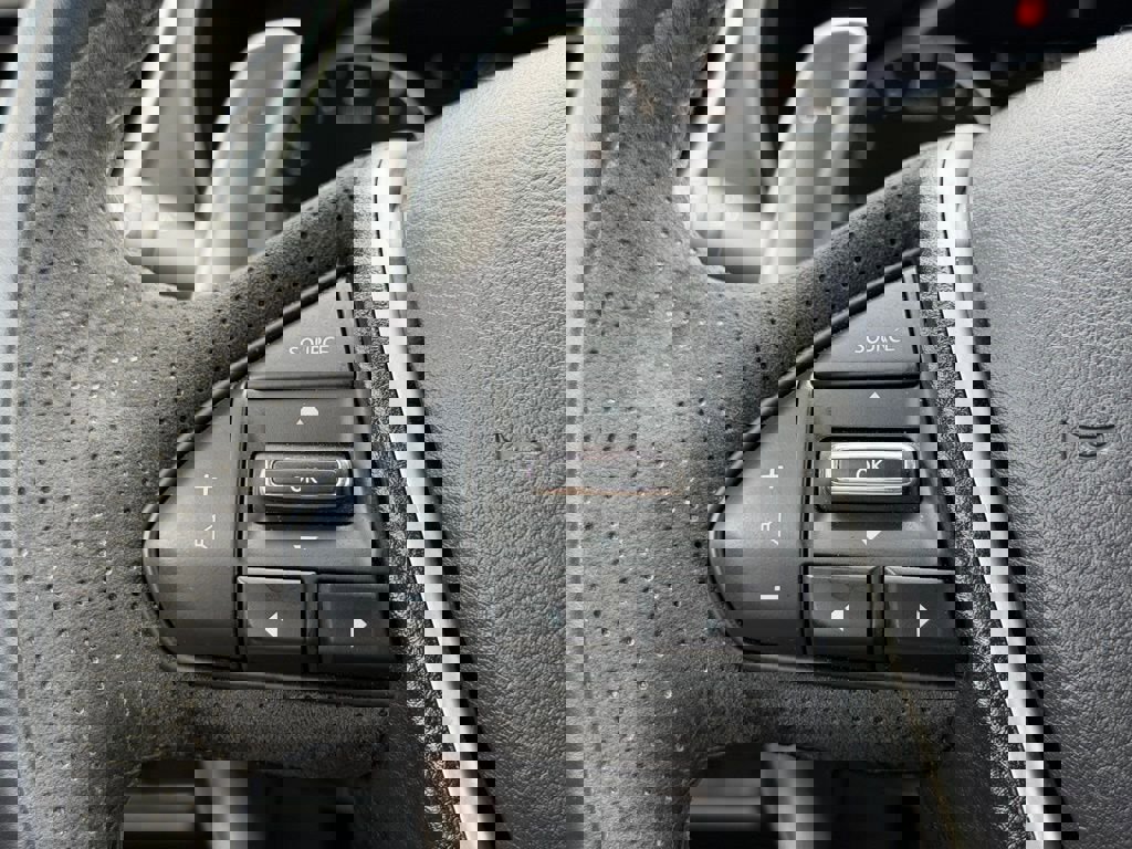 Used 2016 Nissan Maxima SR image 27