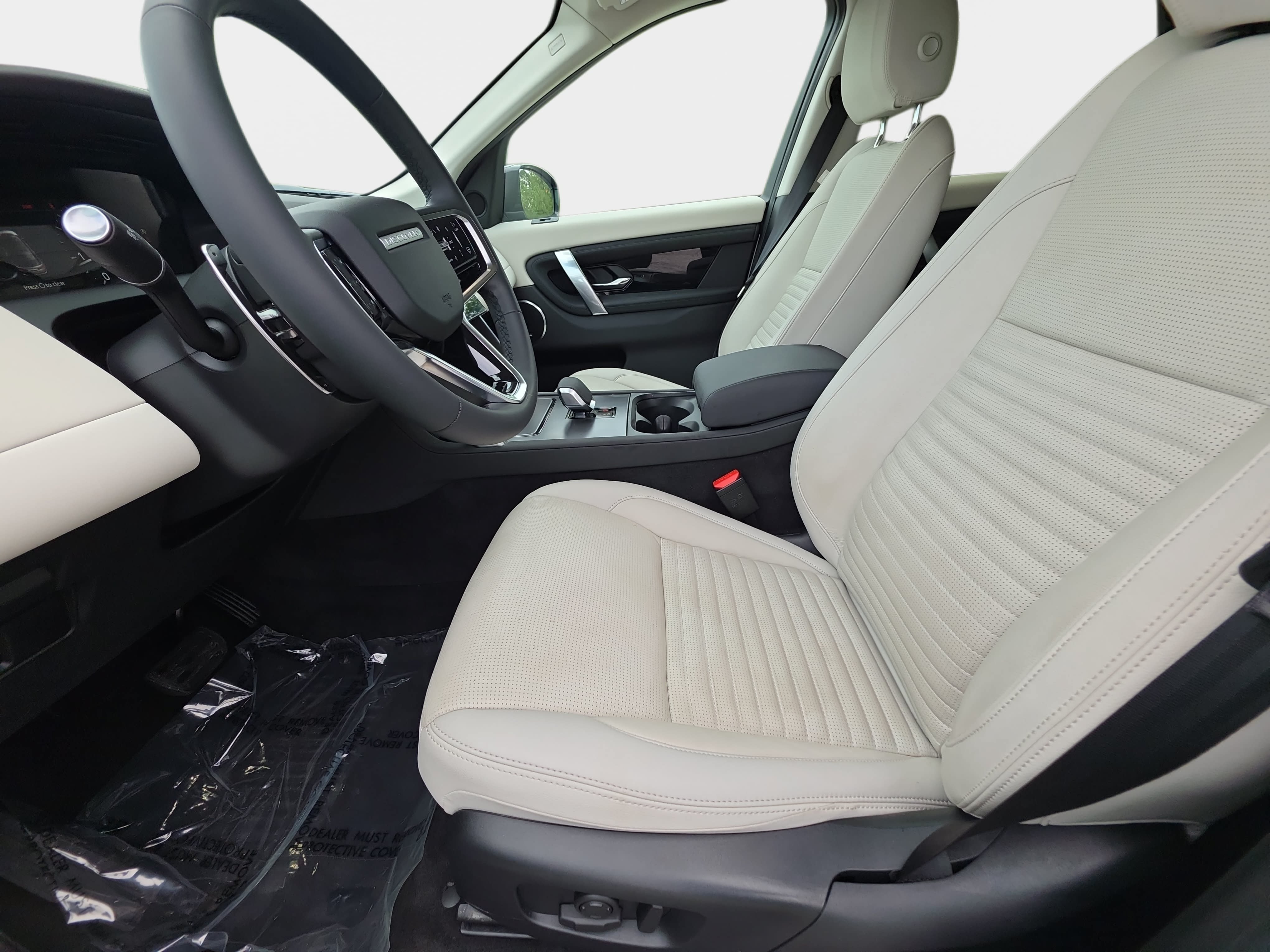 Used 2025 Land Rover Discovery Sport S AWD/4WD image 15