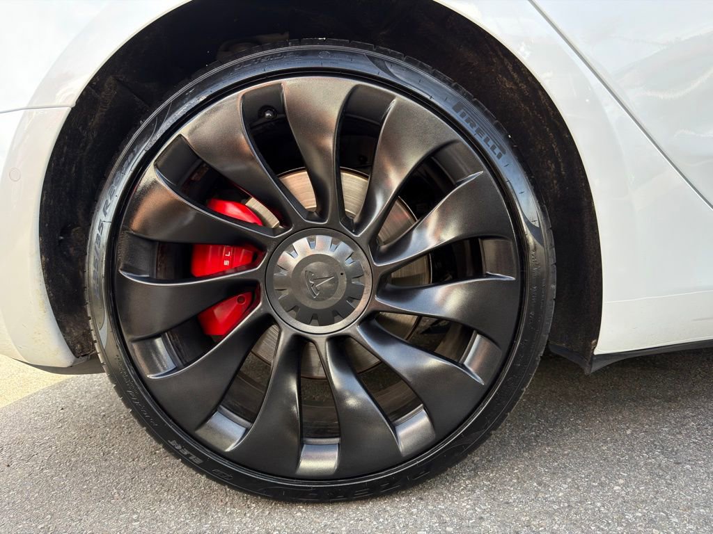 Used 2022 Tesla Model 3 Performance image 13