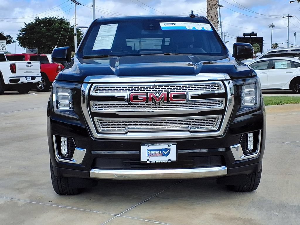 Used 2024 GMC Yukon XL SLT w/ SLT Luxury Package RWD image 2