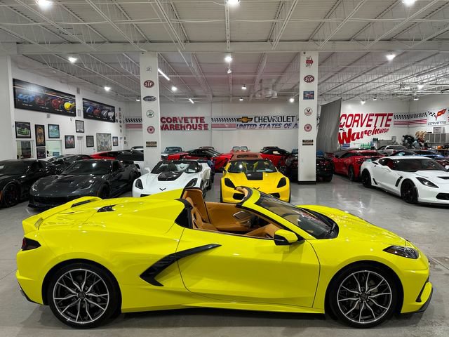 Used 2023 Chevrolet Corvette Stingray Premium Conv w/ Z51 Performance Package RWD image 6