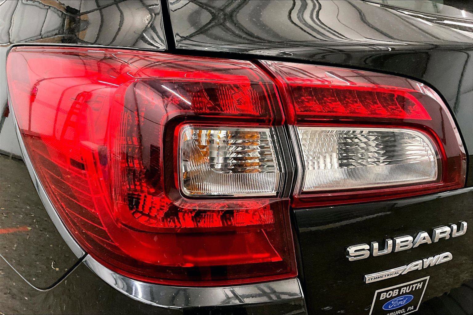 Used 2018 Subaru Outback 2.5i Limited image 29