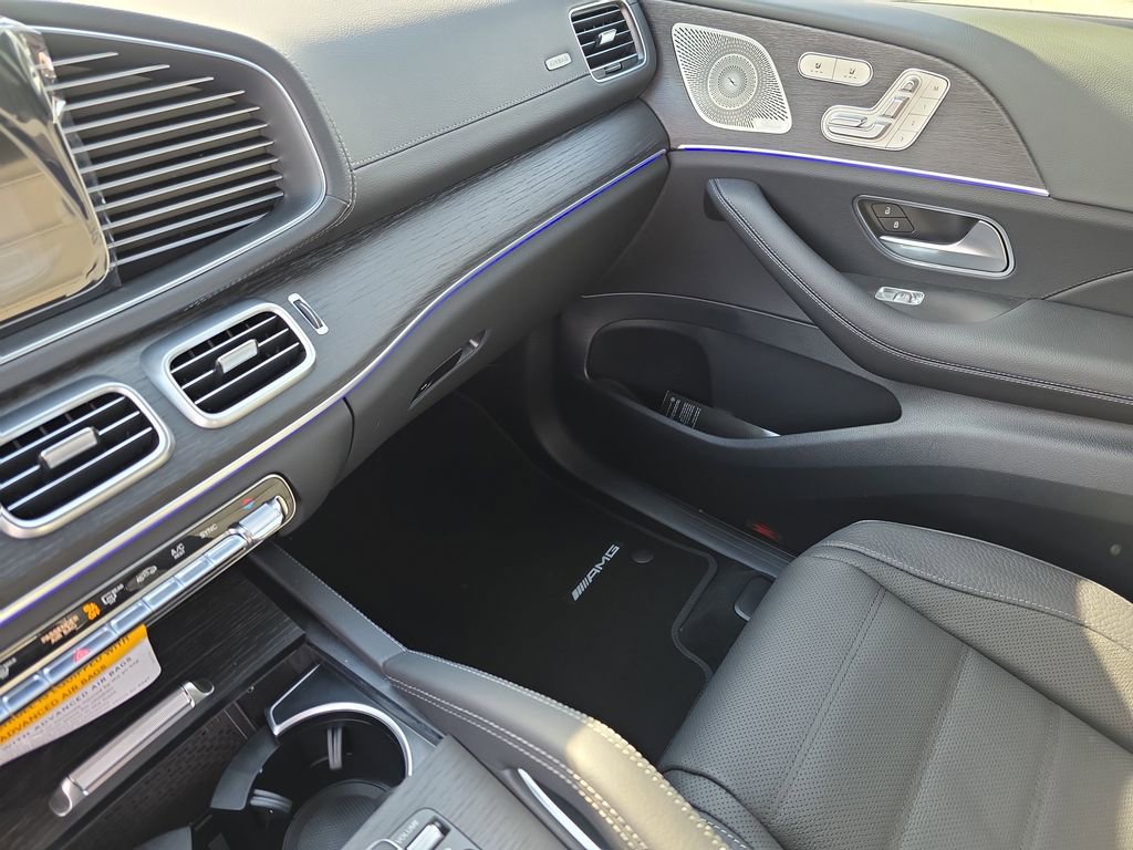 New 2026 Mercedes-Benz GLS 450 4MATIC image 18