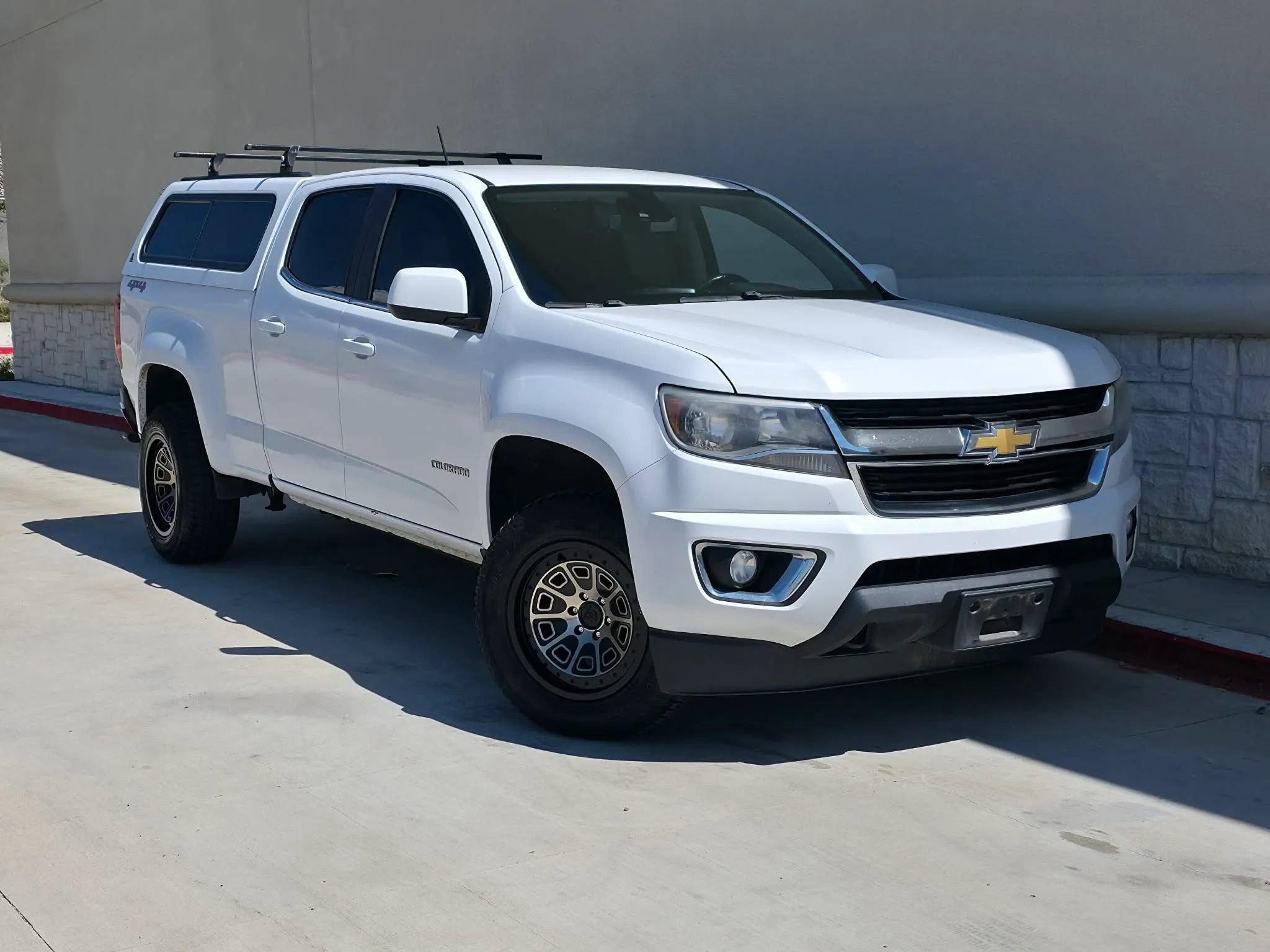 Used 2016 Chevrolet Colorado LT w/ LT Convenience Package AWD/4WD image 1