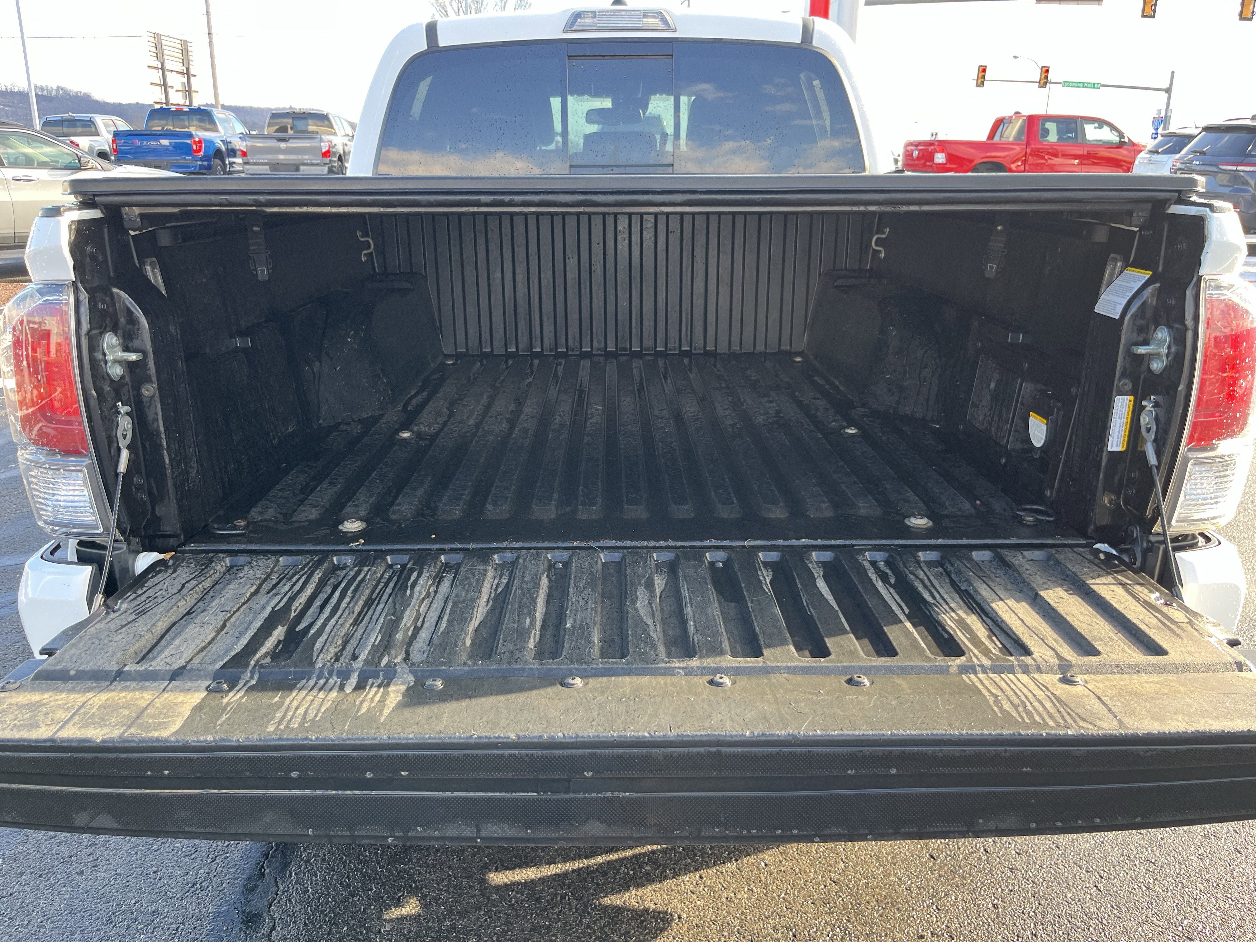 Used 2023 Toyota Tacoma TRD Sport image 5