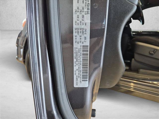 Used 2020 Dodge Grand Caravan SE FWD image 24