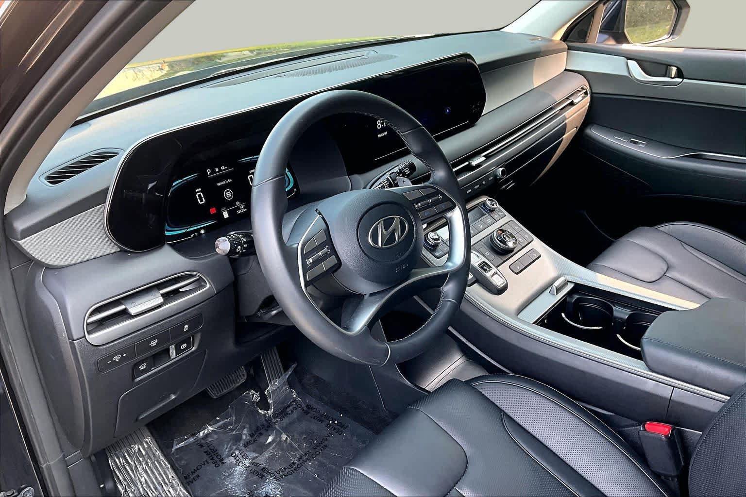 Used 2025 Hyundai Palisade SEL AWD/4WD image 18