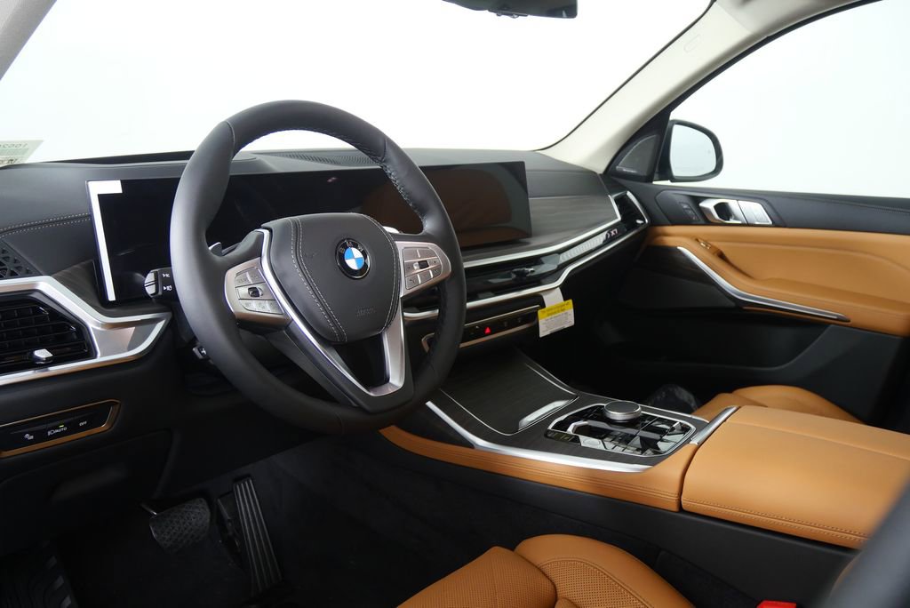 Used 2026 BMW X7 xDrive40i image 12