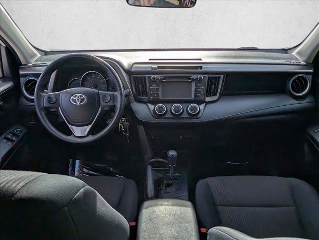 Used 2016 Toyota RAV4 LE image 14