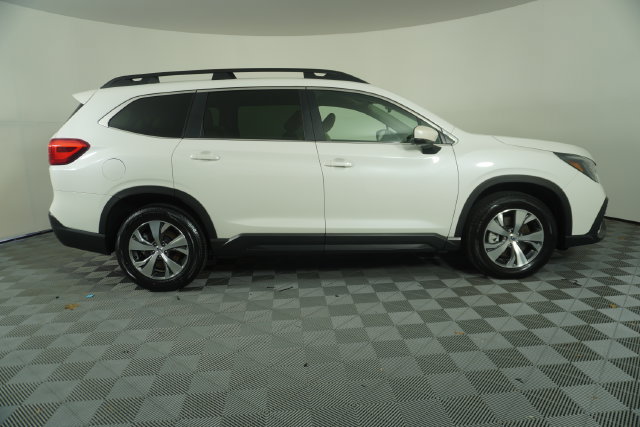 Used 2025 Subaru Ascent Premium AWD/4WD image 8