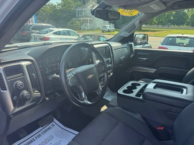 Used 2018 Chevrolet Silverado 1500 LT w/ LT Eassist Package AWD/4WD image 23