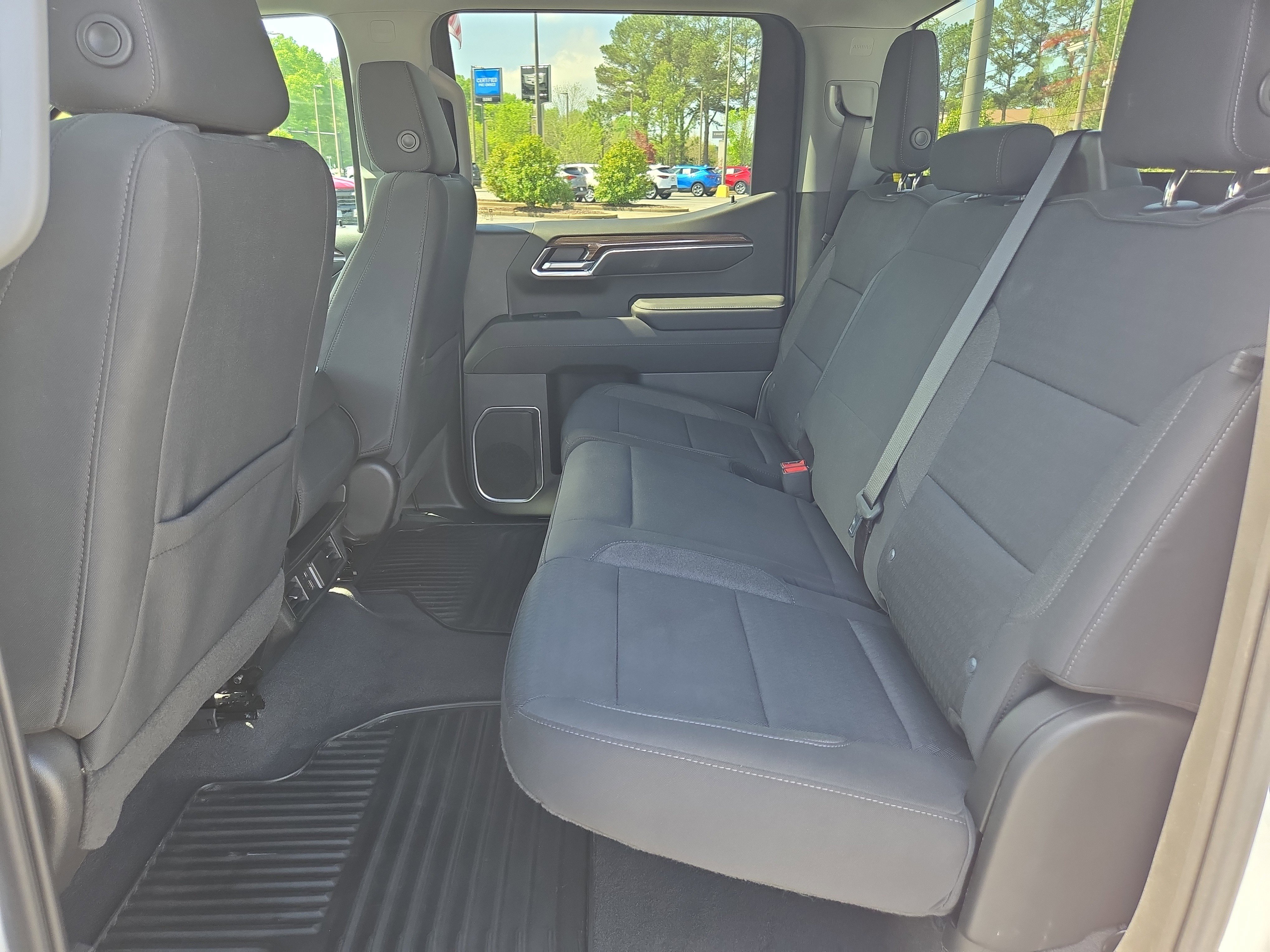 Used 2023 Chevrolet Silverado 1500 LT image 19