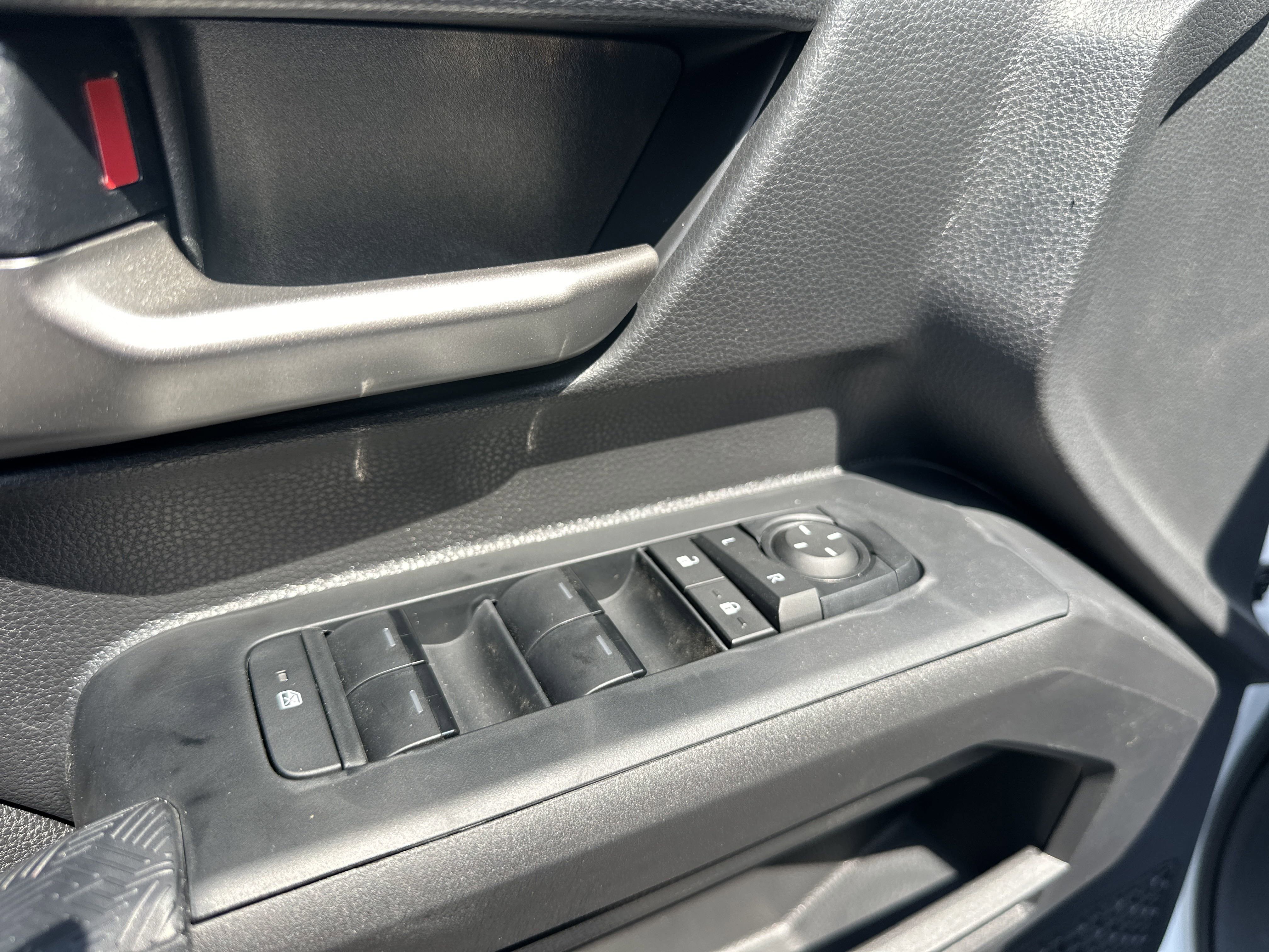 New 2025 Toyota Tacoma TRD Off-Road image 7