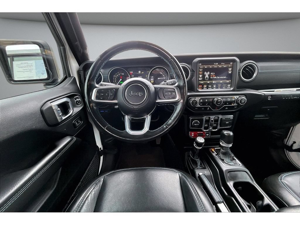 Used 2022 Jeep Wrangler Unlimited Rubicon 4xe w/ Cold Weather Group AWD/4WD image 8