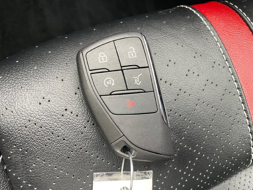 Used 2024 Chevrolet Traverse RS AWD/4WD image 26