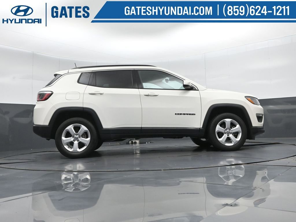 Used 2020 Jeep Compass Latitude w/ Cold Weather Group image 38