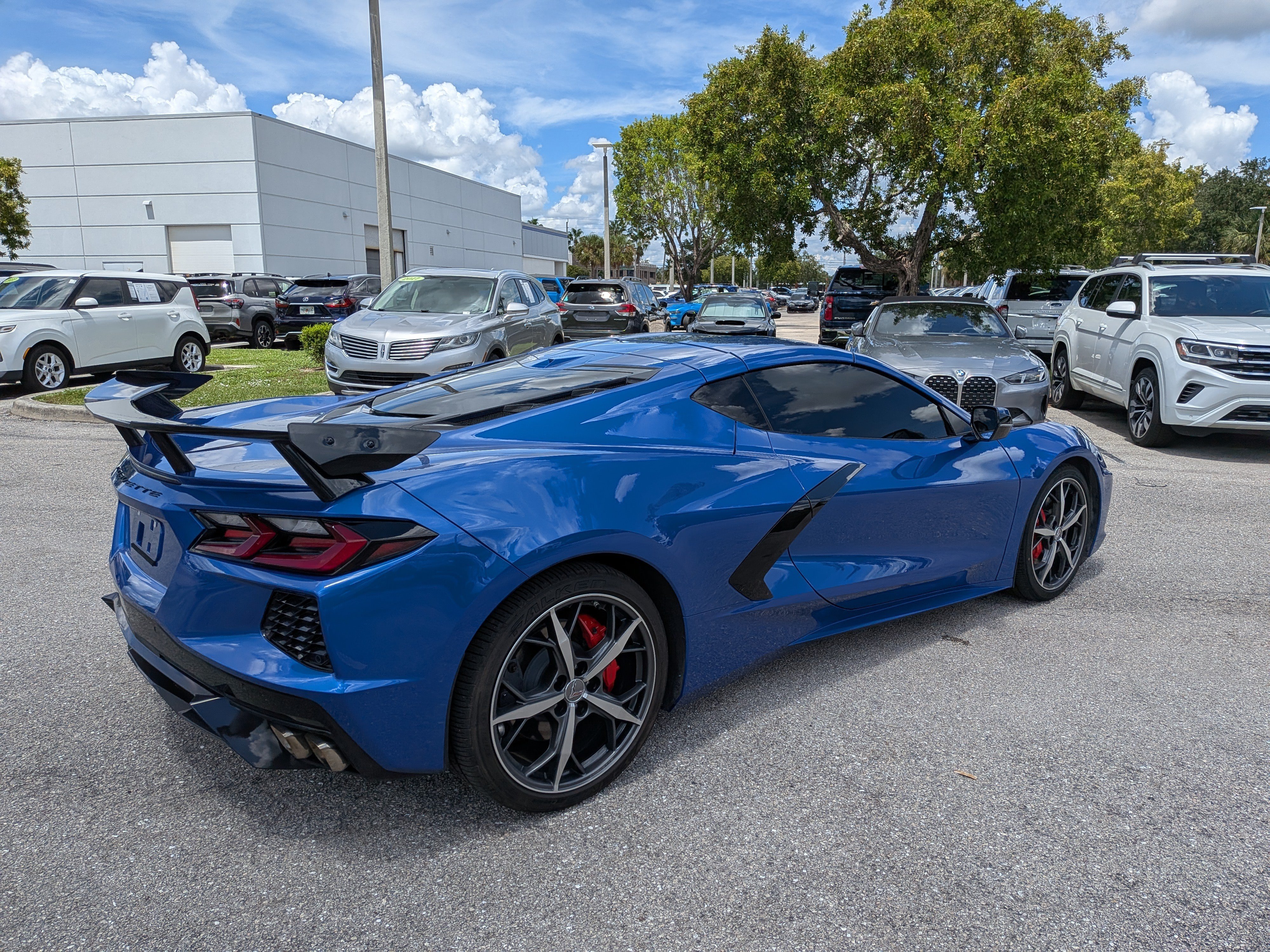 Used 2022 Chevrolet Corvette Stingray Preferred Cpe w/ Battery Protection Package RWD image 4
