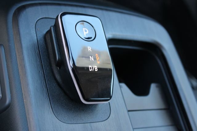 Used 2025 Nissan Ariya FWD image 18