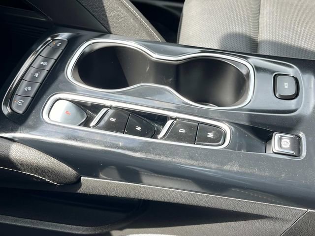 Used 2023 Buick Envision Essence AWD/4WD image 23