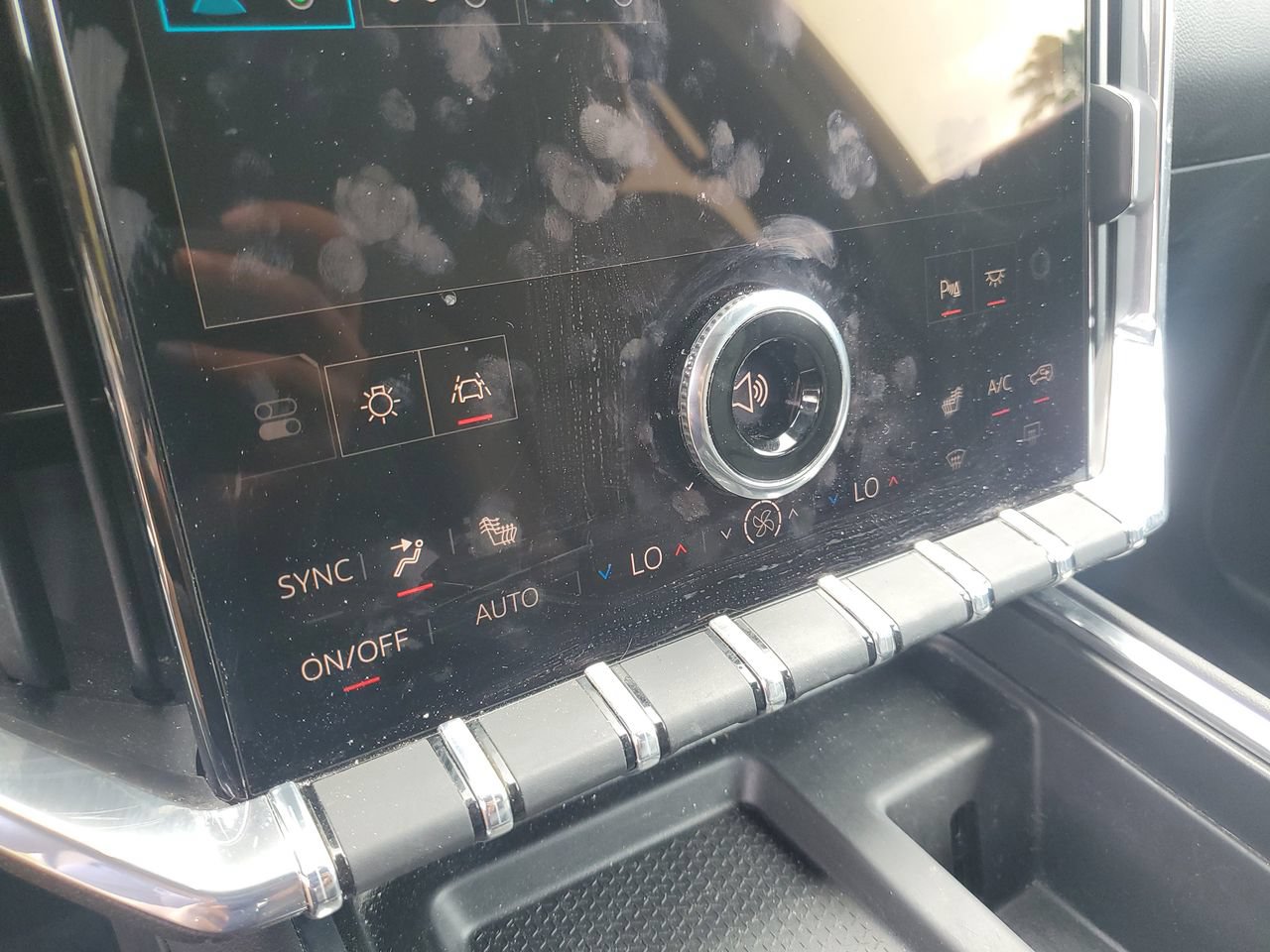 Used 2024 GMC Acadia Elevation w/ Luxury Package FWD image 23