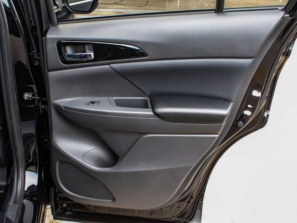 New 2026 Mitsubishi Eclipse Cross SE image 13