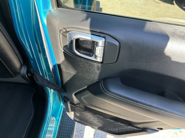 Used 2020 Jeep Wrangler Unlimited Sahara image 16