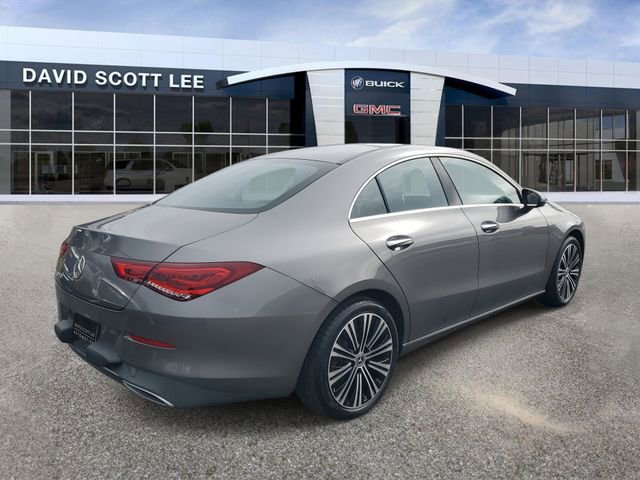 Used 2022 Mercedes-Benz CLA 250 image 4