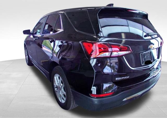 Used 2024 Chevrolet Equinox LT w/ LPO, Floor Liner Package FWD image 3