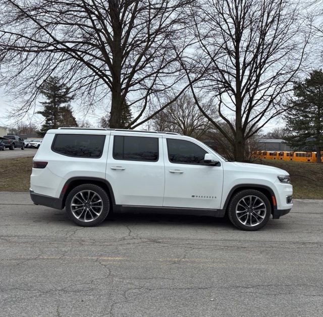 Used 2022 Jeep Wagoneer Series III w/ Premium Group I image 5
