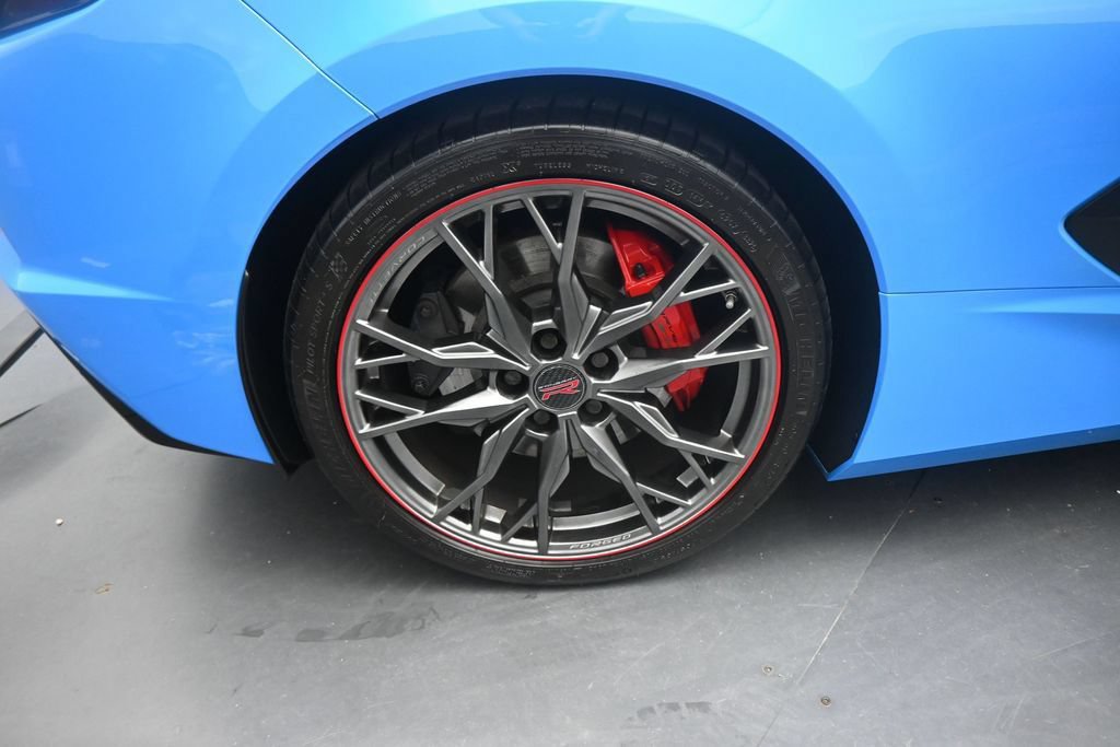 Used 2023 Chevrolet Corvette Stingray Premium Conv w/ Z51 Performance Package RWD image 21