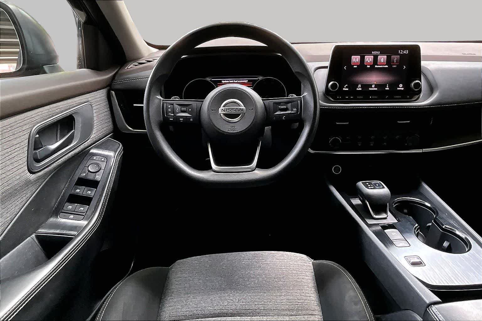 Used 2021 Nissan Rogue S FWD image 5