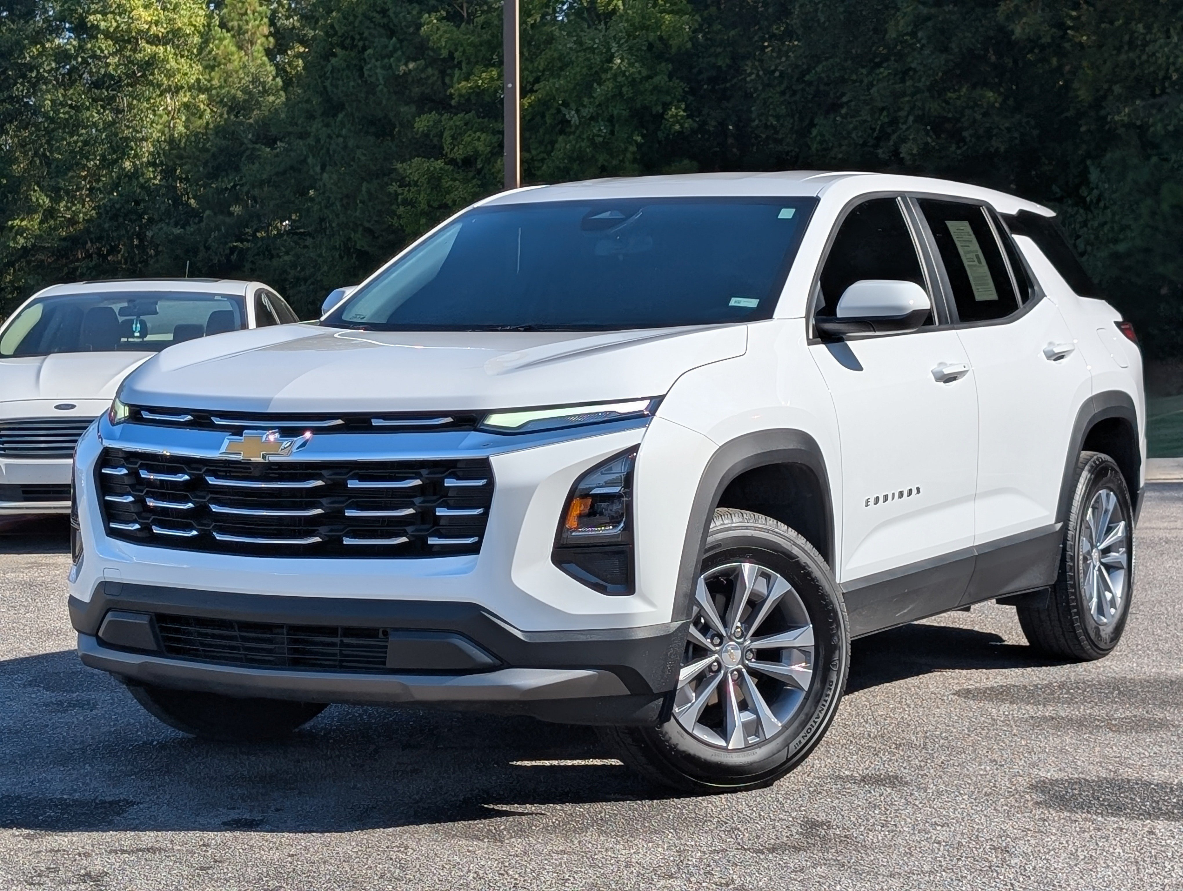 Used 2026 Chevrolet Equinox LT FWD image 4