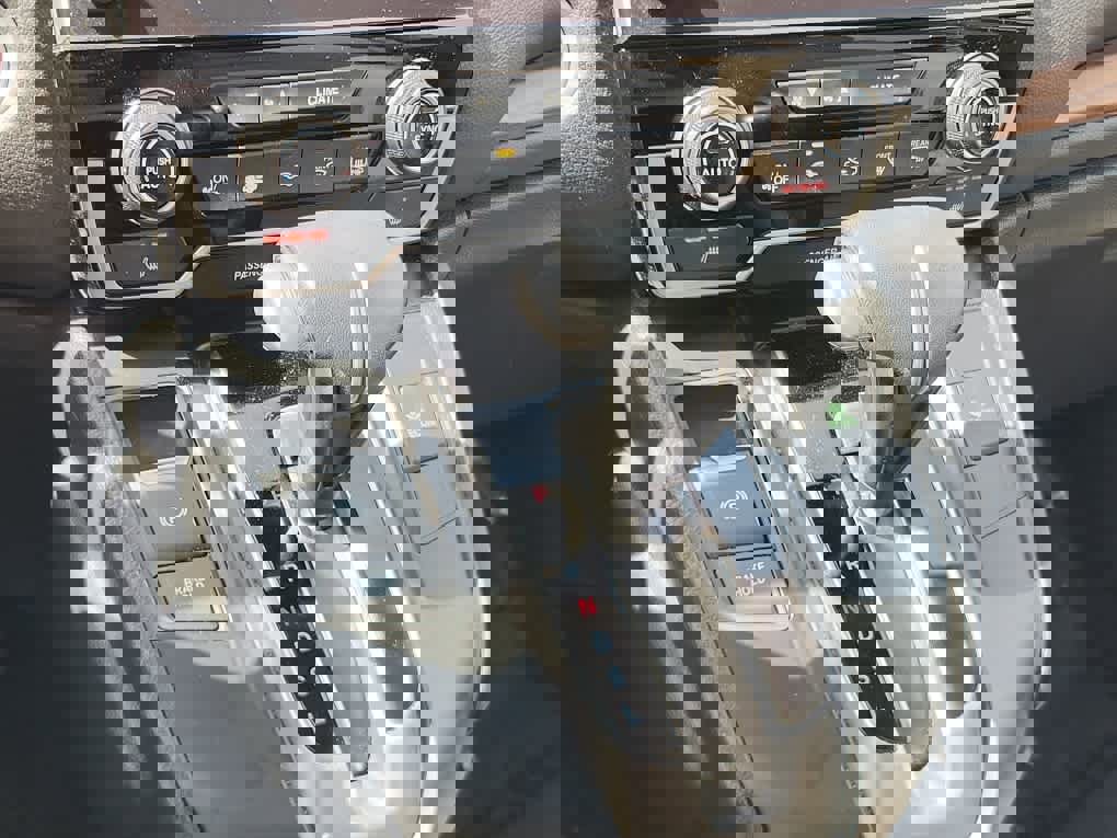 Used 2019 Honda CR-V Touring image 13