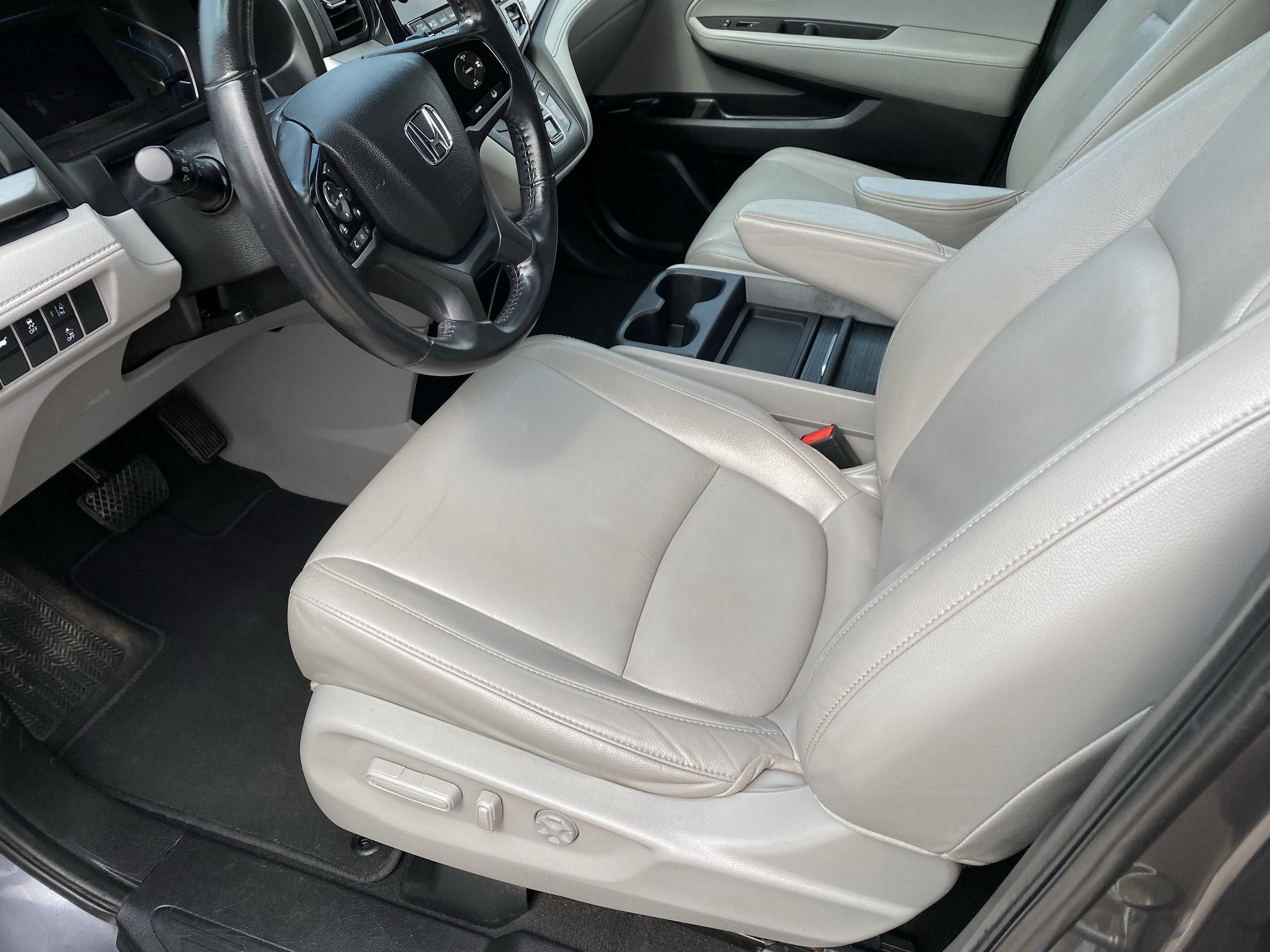Used 2019 Honda Odyssey EX-L image 11
