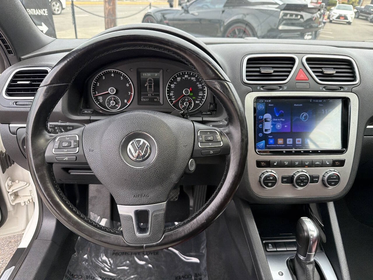 Used 2013 Volkswagen Eos Lux FWD image 19