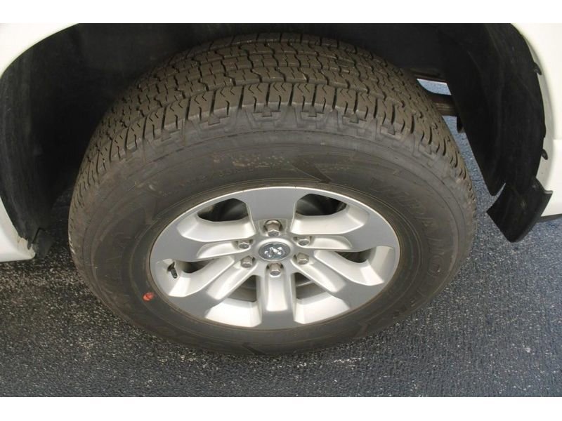 Used 2024 RAM 1500 Laramie image 9