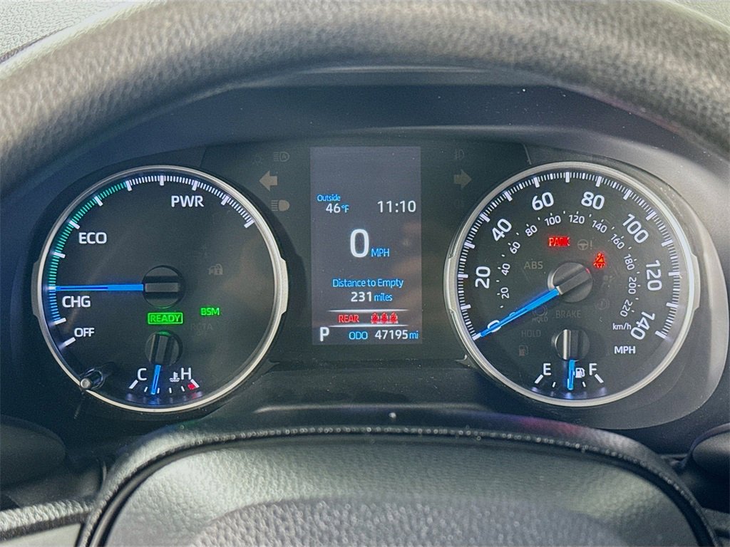 Used 2022 Toyota RAV4 XLE image 12