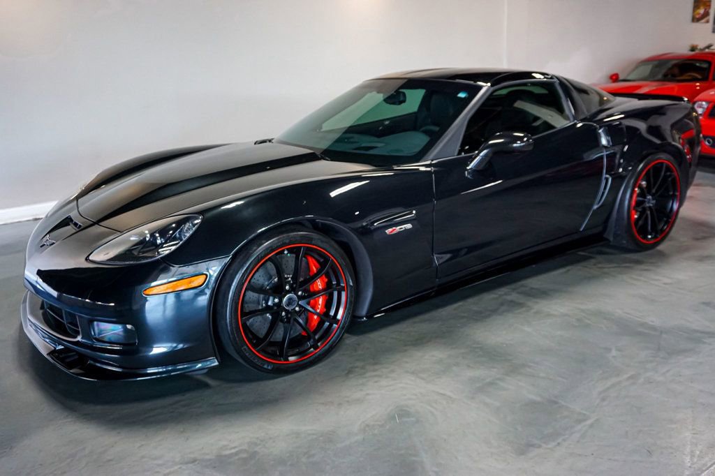 Used 2012 Chevrolet Corvette Z06 w/ 3LZ Preferred Equipment Group image 3