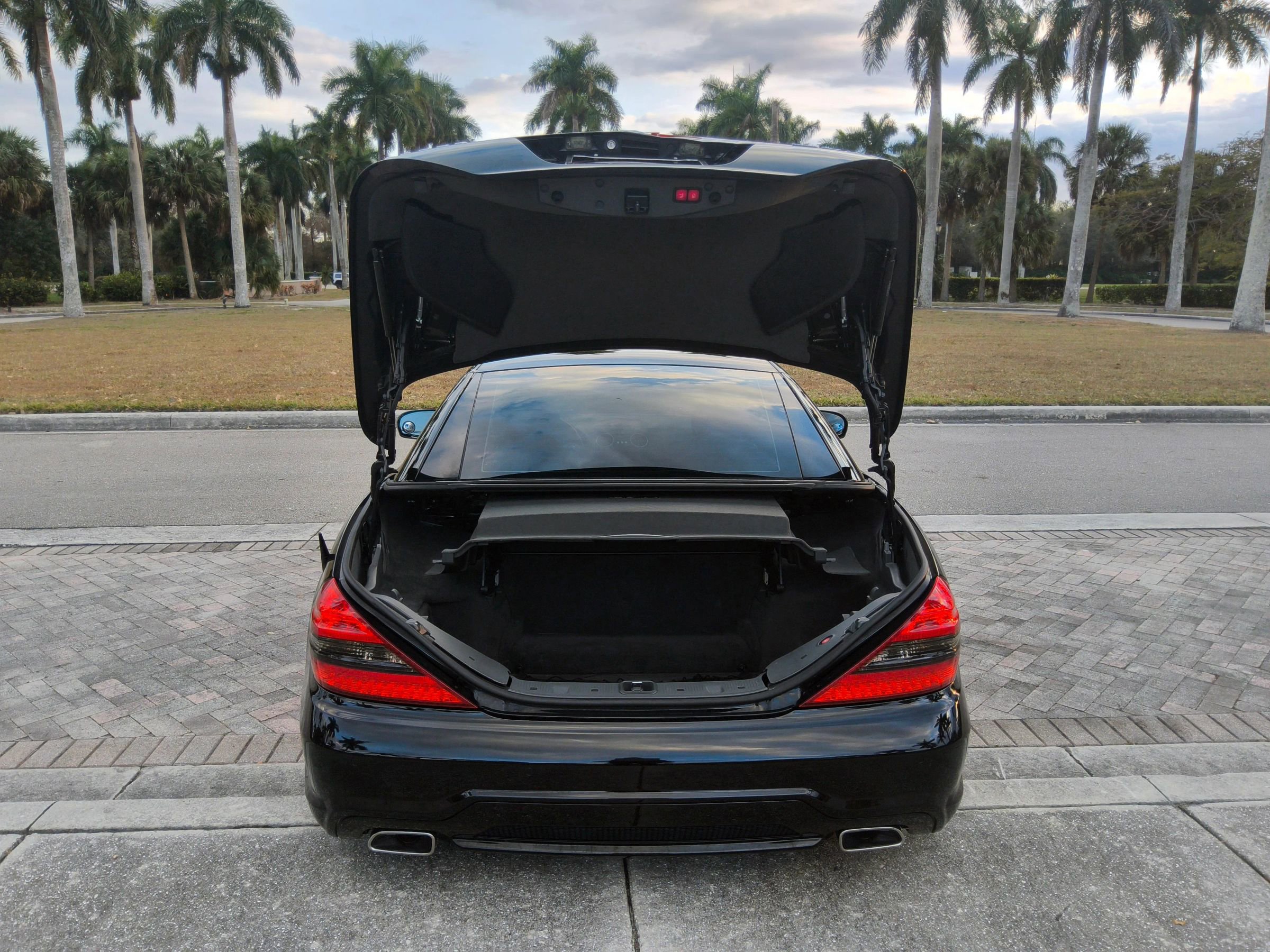 Used 2012 Mercedes-Benz SL 550 image 53