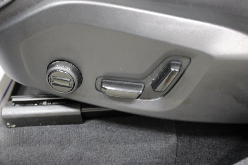Used 2026 Volvo XC90 B6 Plus AWD/4WD image 21