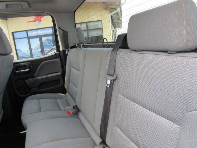 Used 2018 Chevrolet Silverado 1500 Custom w/ Custom Value Package AWD/4WD image 28