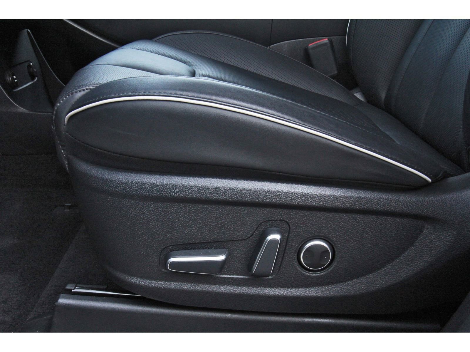 Used 2024 Hyundai Palisade SEL FWD image 30