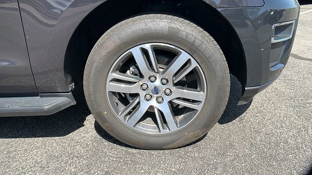 Used 2024 Ford Expedition Max Limited AWD/4WD image 9