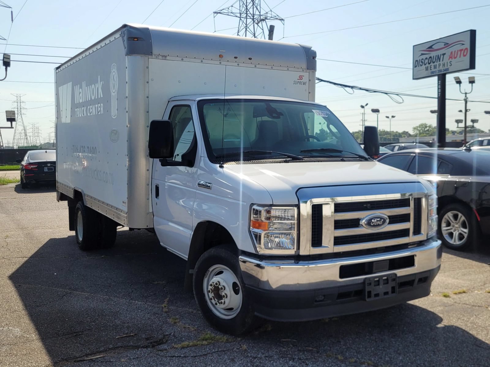 Used 2021 Ford E-450 and Econoline 450 Super Duty RWD image 10