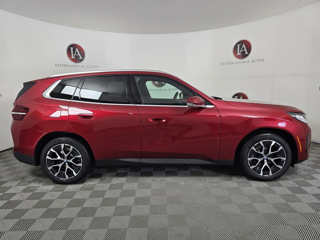 Used 2025 BMW X3 xDrive30i w/ Premium Package image 3