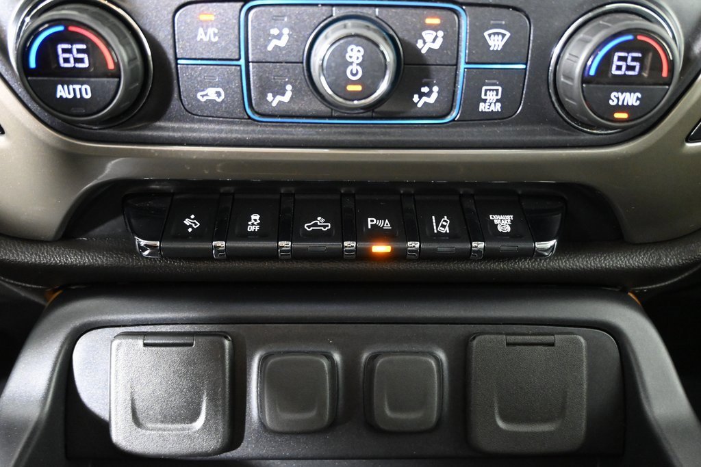 Used 2019 Chevrolet Silverado 3500 High Country w/ Duramax Plus Package image 40