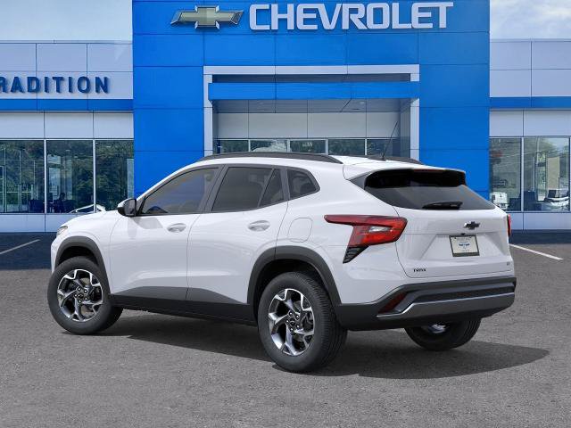 New 2026 Chevrolet Trax LT w/ Sunroof Package FWD image 3