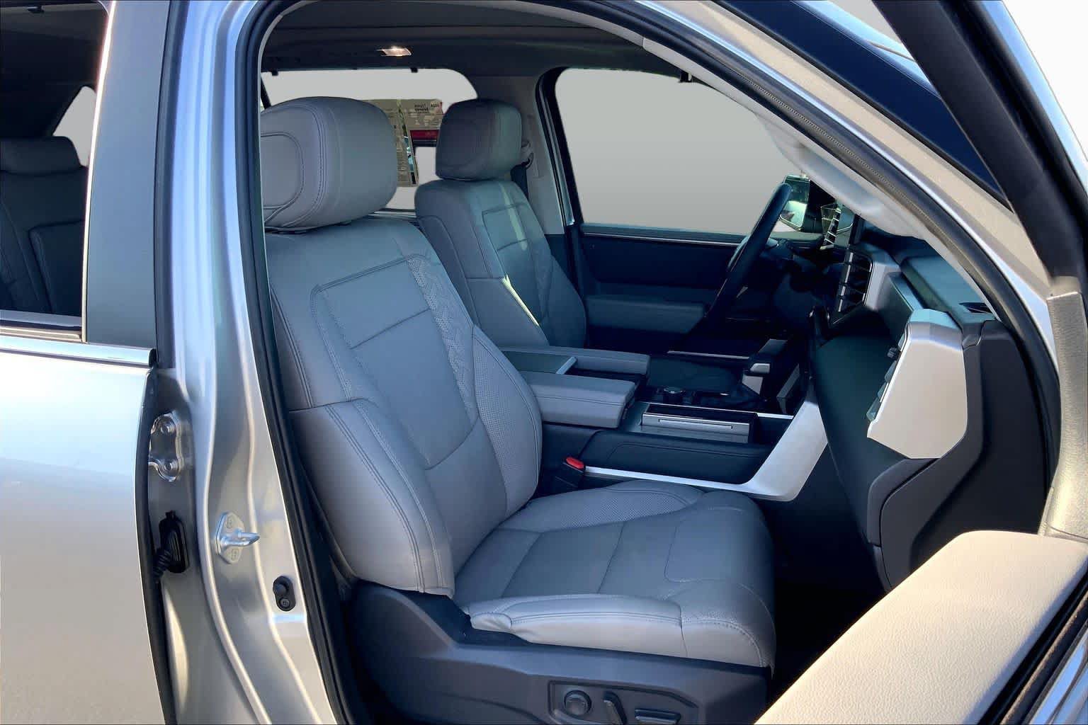 Used 2024 Toyota Sequoia Limited AWD/4WD image 9